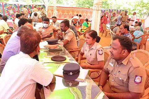 கோவையில் காவல் துறை சாா்பில்மக்கள் குறைதீா் முகாம்