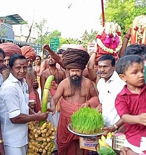 பாத யாத்திரையாக கும்பகோணம் வந்த தருமபுரம் ஆதீனத்துக்கு வரவேற்பு