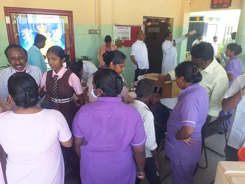 திருச்சி: பள்ளி விழாவில் பந்தல் சரிந்து விழுந்து மாணவர்கள் காயம்!