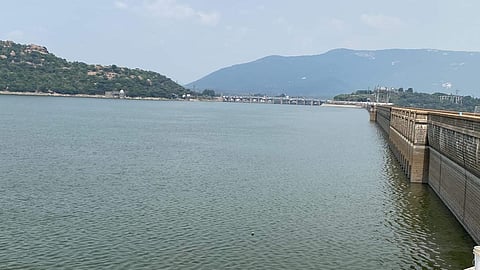 மேட்டூர் அணை