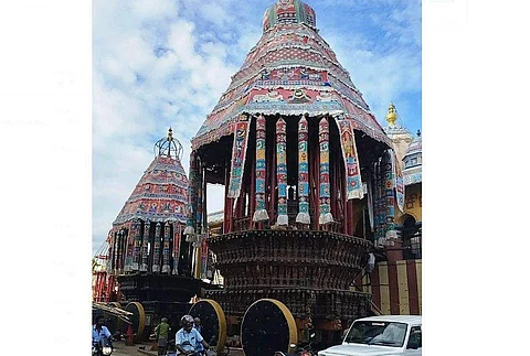 தயார் நிலையில் உள்ள தேர்.