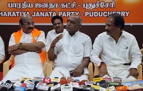 முன்னாள் மத்திய இணைஅமைச்சர்பொன்.ராதாகிருஷ்ணன் பேட்டி