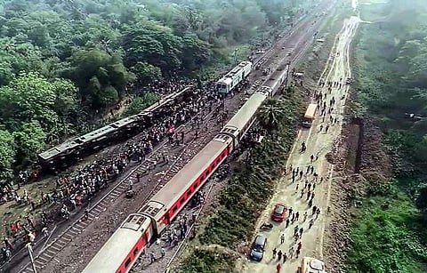 ஒடிசா மாநிலத்தில் நிகழ்ந்த கோர விபத்து