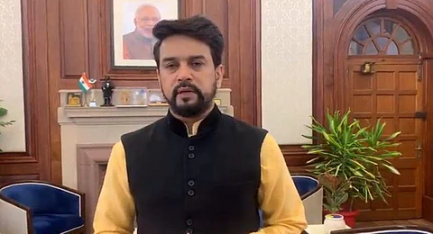 மத்திய விளையாட்டுத் துறை அமைச்சர் அனுராக் தாகூர்