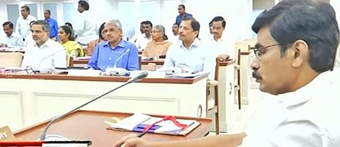 தென்மேற்குப் பருவமழை: உயர் அதிகாரிகளுடன் தலைமைச் செயலாளர் ஆலோசனை