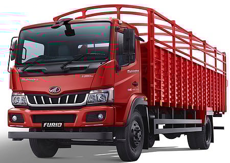 மஹிந்திரா காா்களின் விற்பனை அதிகரிப்பு