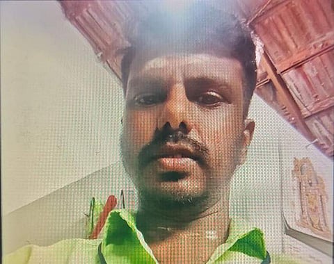 விபத்தில் இறந்த கோவையைச் சேர்ந்த கல்லூரி மாணவர் வினோத்