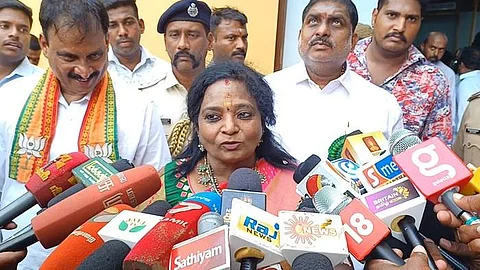 புதுச்சேரி பொறுப்பு துணைநிலை ஆளுநருர் தமிழிசை சௌந்தரராஜன்