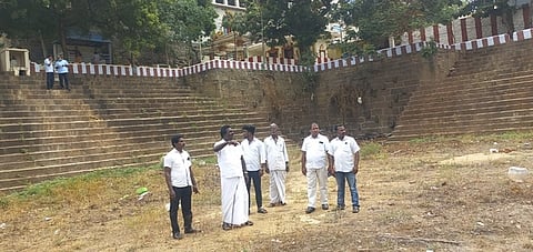 குமரி பகவதியம்மன் கோயில் தெப்பக்குளத்தில் தண்ணீா் நிரப்ப நடவடிக்கை
