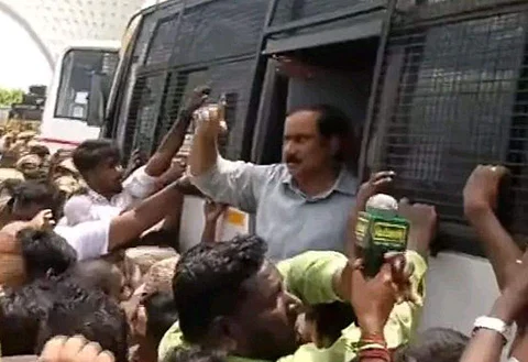 என்.எல்.சி.யைக் கண்டித்துப் போராட்டம்: அன்புமணி ராமதாஸ் கைது