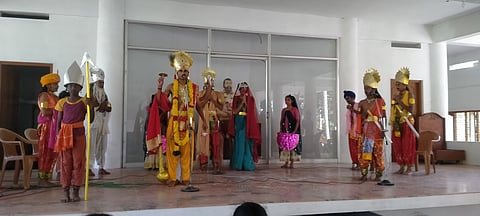 பண்பாட்டுப் போட்டி நாடகப் பிரிவில் சாஸ்தான்குளம் சமய வகுப்புக்கு முதல் பரிசு