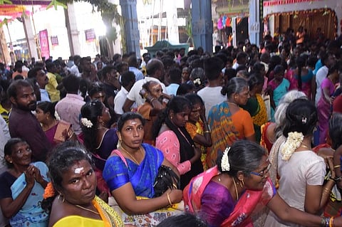 குலசேகரன்பட்டினம் முத்தாரம்மன் திருக்கோயிலில் ஆடிக் கொடை விழா