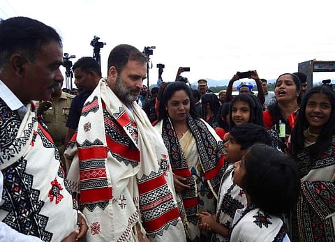 தோடர் இன மக்களுடன் நடனமாடிய ராகுல் காந்தி!