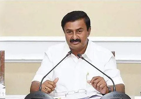 தமிழில் பெயர்ப் பலகை வைக்காத நிறுவனங்கள் மீது நடவடிக்கை தொடரும்: அமைச்சர்