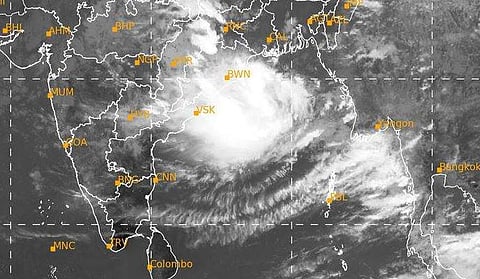 வங்கக்கடலில் உருவாகிறது காற்றழுத்த தாழ்வுப் பகுதி!