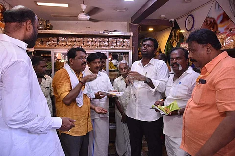 அல்வா சாப்பிட்ட அண்ணாமலை