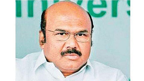 அதிமுக வாக்குகள் விஜய்க்கு போகாது: டி.ஜெயக்குமாா்