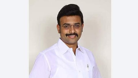 அமைச்சர் மதிவேந்தன் 