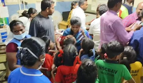 நெல்லையில் பள்ளிப் பேருந்து கவிழ்ந்து விபத்து: 29 மாணவர்கள் காயம்!