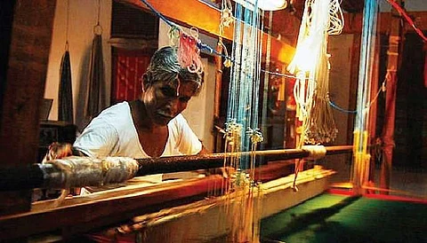 ஆக.7ல் நெசவாளர்கள் வீடுகளில் கருப்புக்கொடி ஏற்ற முடிவு!