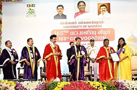 பாலின சமத்துவத்திற்கு சிறந்த எடுத்துக்காட்டாக திகழ்கிறது சென்னை பல்கலை: திரௌபதி முர்மு புகழாரம்!