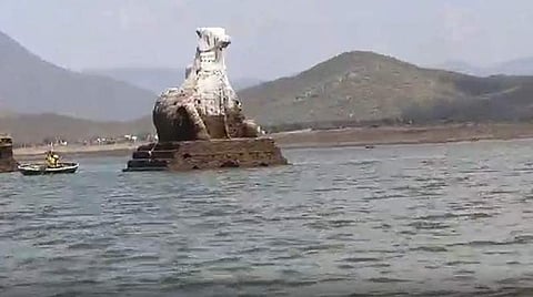 மேட்டூர் அணை: நந்தி சிலை தெரிகிறது!