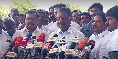 தஞ்சையில் பாதிக்கப்பட்ட விவசாயிகளுக்கு தமிழக அரசு நிவாரணம் வழங்க வேண்டும்:   ஓபிஎஸ்