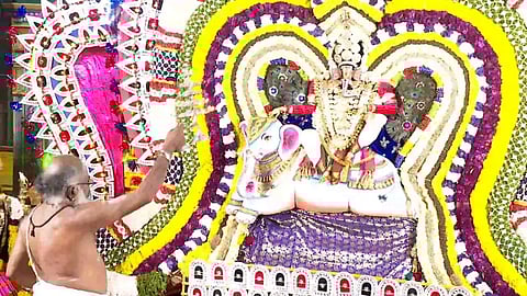 புதுச்சேரி மணக்குள விநாயகர் கோயிலில் ஆயிரக்கணக்கானோர் தரிசனம்!