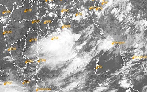 வங்கக்கடலில் காற்றழுத்த தாழ்வுப் பகுதி உருவானது!