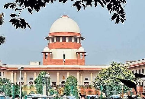 எம்.பி., எம்எல்ஏ-க்களுக்கு சட்டப் பாதுகாப்பு: 1998-ஆம் ஆண்டு தீா்ப்பை மறுஆய்வு செய்கிறது உச்சநீதிமன்றம்