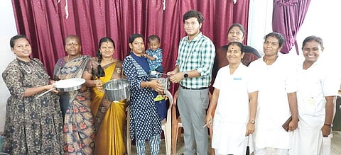 ரத்த சோகையை தவிா்க்க சத்தான உணவுகள் அவசியம்: மாணவா்களுக்கு அறிவுறுத்தல்