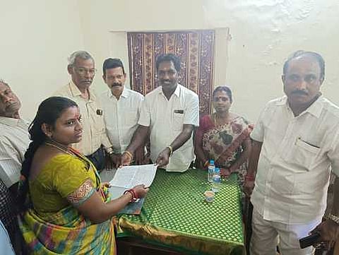 கோயில்களில் குறைகள் நிவா்த்தி செய்யும் முகாம்