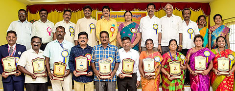 நல்லாசிரியா்களுக்குப் பாராட்டு விழா