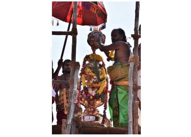 கொற்கை வீரட்டேஸ்வரர் கோயில் கும்பாபிஷேகம்: ஆதீனங்கள் வழிபாடு 