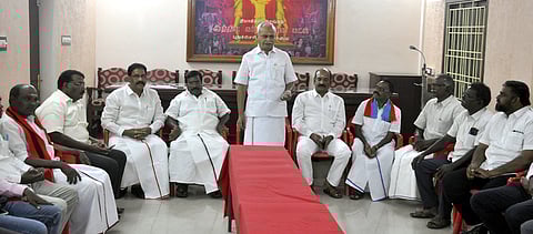 கோயில் நிலங்கள் விற்பனை: புதுவை தலைமைச் செயலரிடம் மனு அளிக்க ‘இந்தியா’ கூட்டணி முடிவு