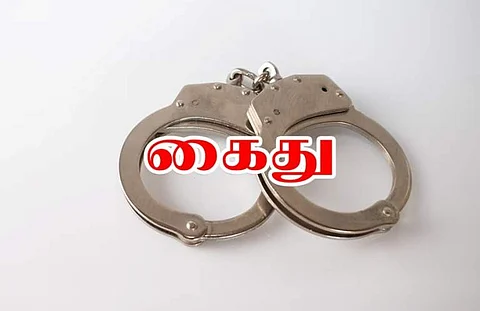 முதல்வர் குறித்து அவதூறு: நாம் தமிழர் கட்சி பிரமுகர் கைது