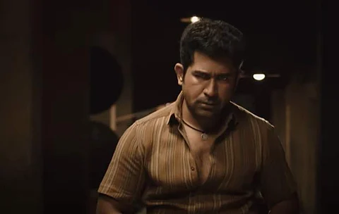விஜய் ஆண்டனியின் வள்ளி மயில் படத்தின் புதிய போஸ்டர்!