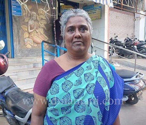 பிறர்க்கென வாழ்வோர் 
