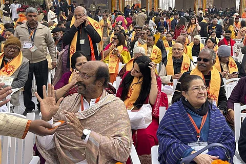 அயோத்தி விழாவில் பங்கேற்றுள்ள தமிழக பிரபலங்கள்!