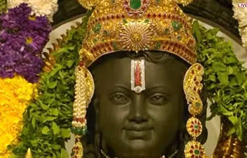 அயோத்தியில் பிரதிஷ்டை செய்யப்பட்ட மூலவர் பாலராமர்