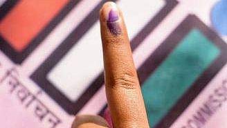  வாக்களிக்கத் தவறாதீா்கள்!