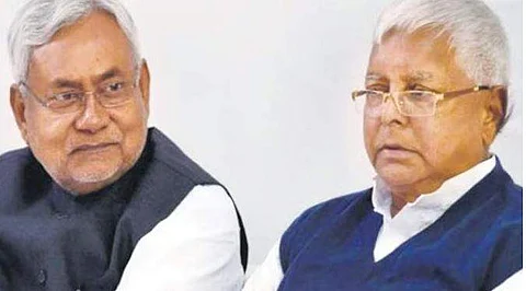 நிதீஷ் குமார் மற்றும் லாலு பிரசாத் யாதவ்