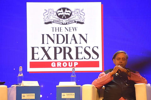 காங்கிரஸ் எம்.பி. சசிதரூர் பேசுகையில்