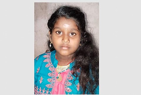 மோனிஷா (9).