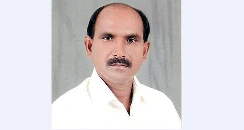 முன்னாள் எம்எல்ஏ ரோசன் லால் வர்மாவுக்கு | X