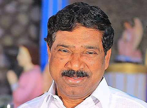 பிஆர்எஸ் கட்சிக்கு மேலும் பின்னடைவு: தடிகொண்ட ராஜய்யா கட்சியில் இருந்து விலகல்!