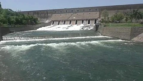 மேட்டூா் அணையில் இருந்து காவிரி டெல்டா பாசனத்திற்கு 2 டிஎம்சி தண்ணீா் திறப்பு