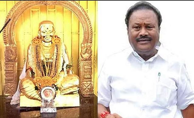 தேவர் தங்கக் கவசம் திண்டுக்கல் சீனிவாசனிடம் ஒப்படைப்பு!