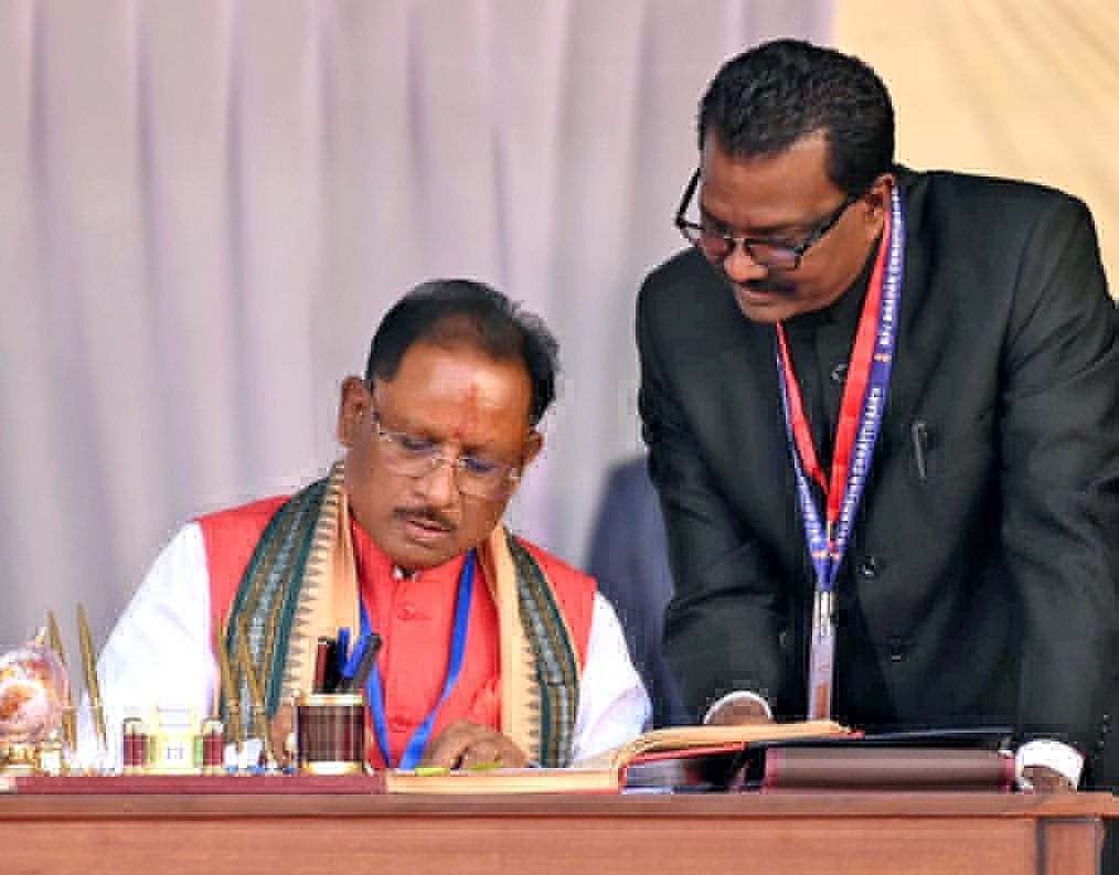 தேர்தல் நிலவரம் உடனுக்குடன்