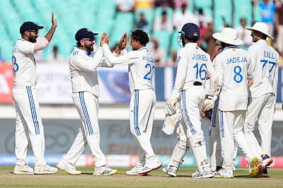 உலக டெஸ்ட் சாம்பியன்ஷிப் தர வரிசையில் முன்னேறிய இந்திய அணி!